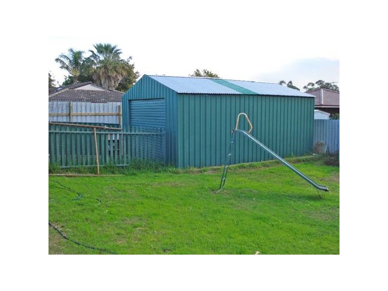 4 Harlow Court, Westfield WA 6111