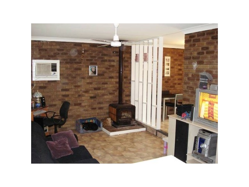 30 Regina Road, Kelmscott WA 6111