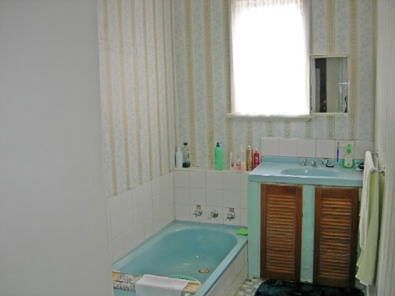 15 Church Street, Kelmscott WA 6111