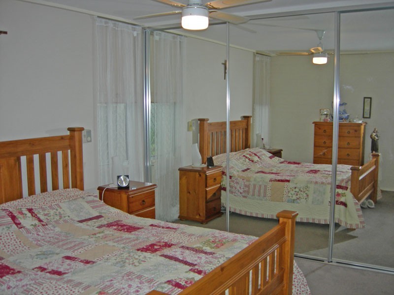 2 Shaw Place, Mount Nasura WA 6112