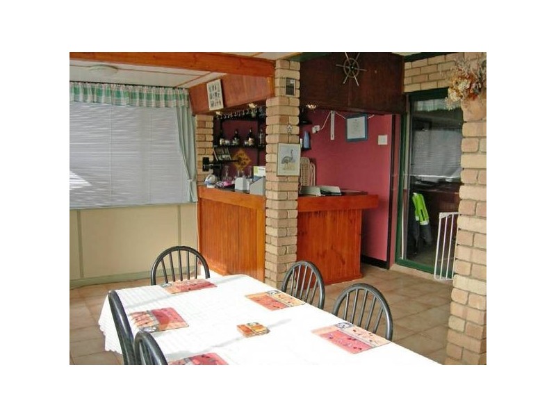 46 Derry Avenue, Mount Nasura WA 6112