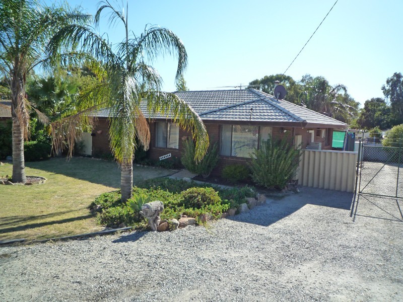 42 Logpine Cres, Camillo WA 6111