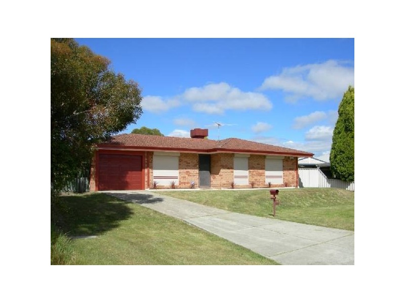 107 Powell Crescent, Brookdale WA 6112