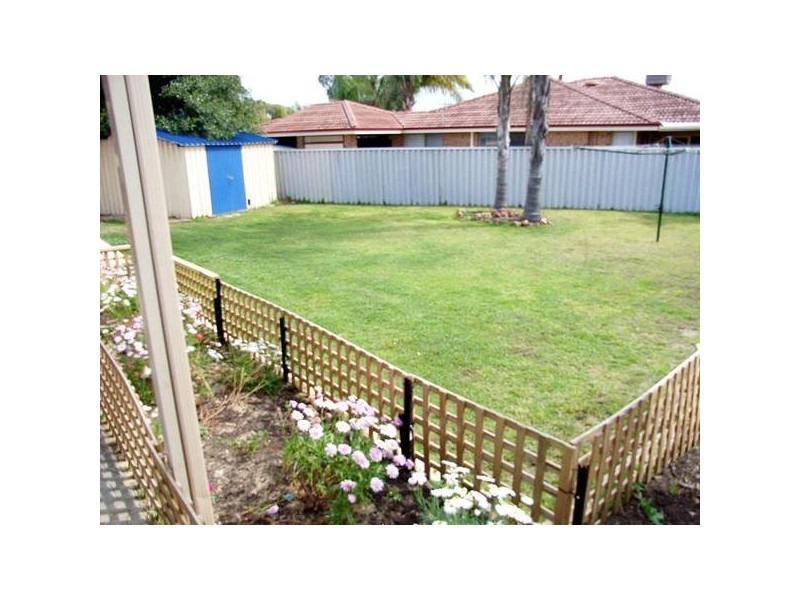 1 DancyWay, Seville Grove WA 6112