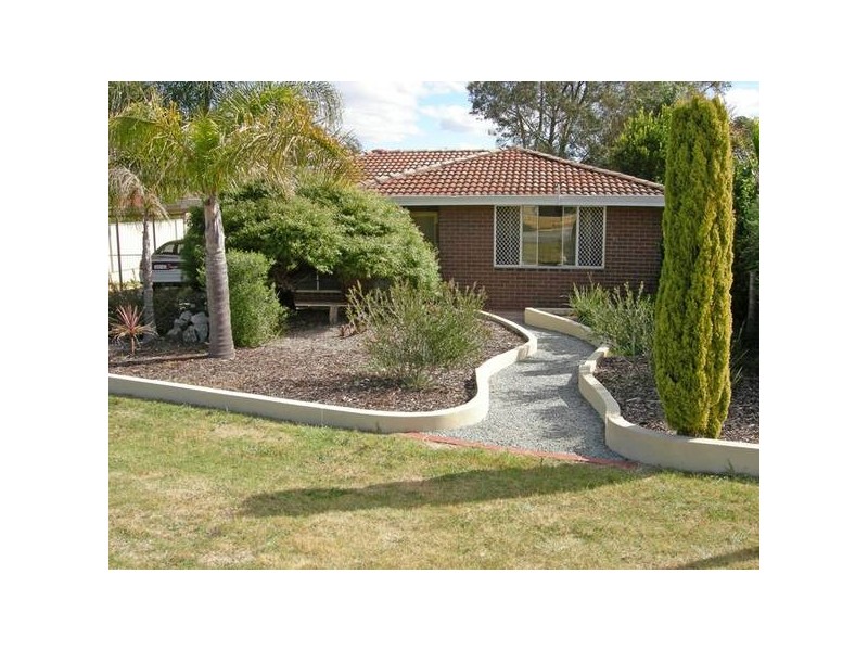 88 Connell Avenue, Kelmscott WA 6111