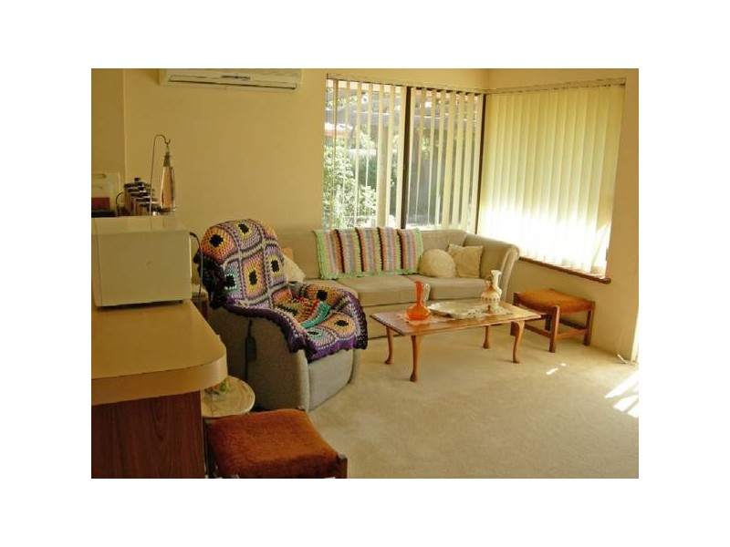 4 Adams Court, Kelmscott WA 6111