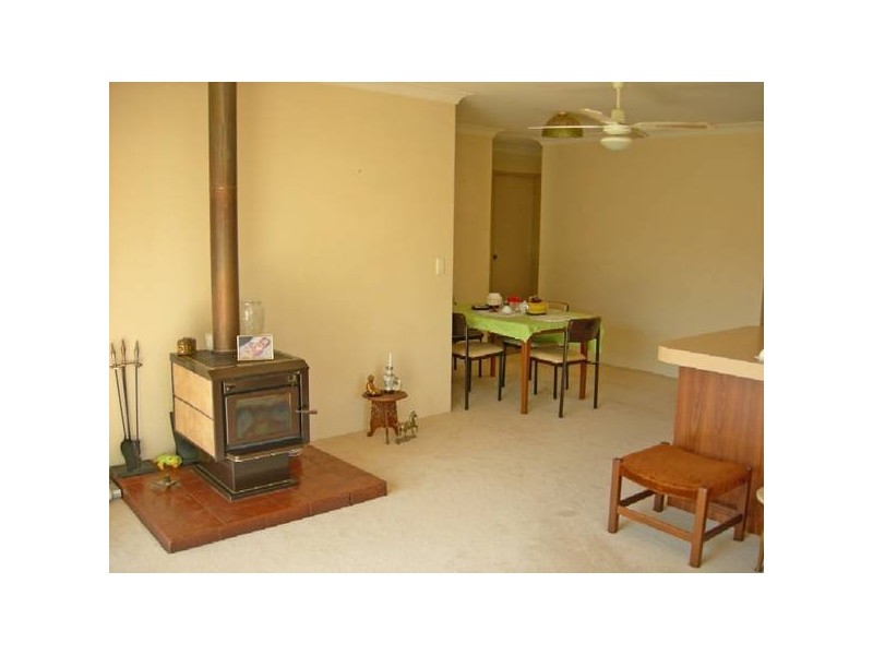 4 Adams Court, Kelmscott WA 6111