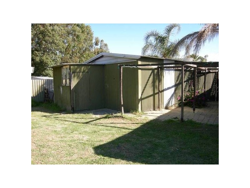 10 Ikara Place, Armadale WA 6112