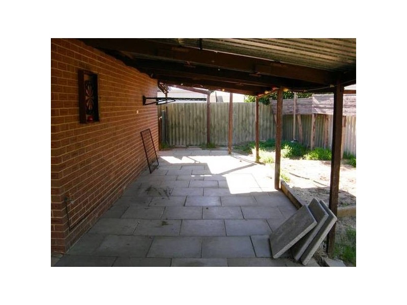 10 Ikara Place, Armadale WA 6112