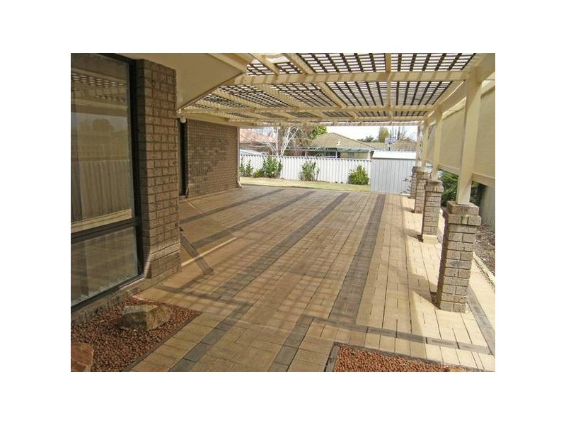 41 Eureka Place, Seville Grove WA 6112