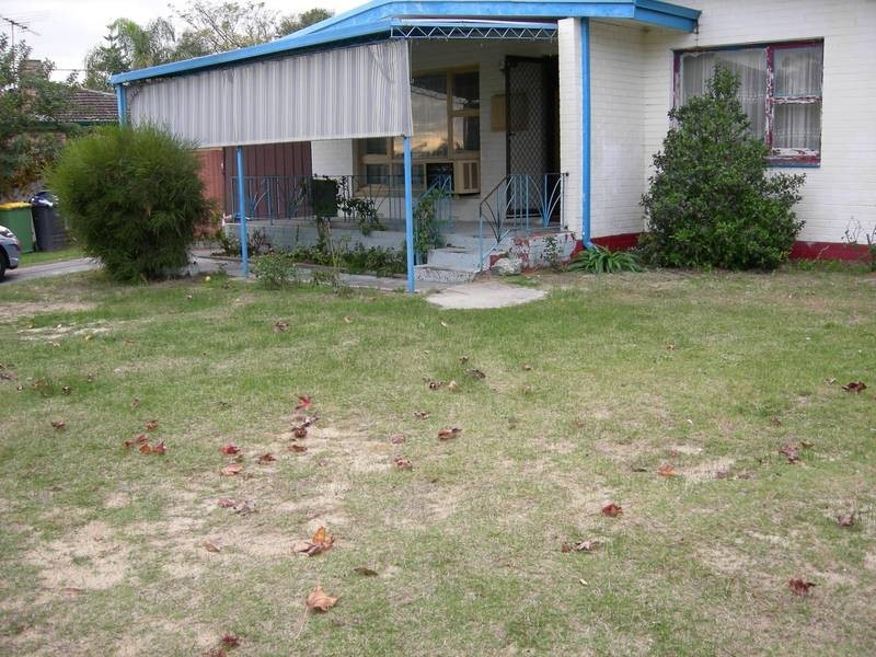 242 Streich Avenue, Armadale WA 6112