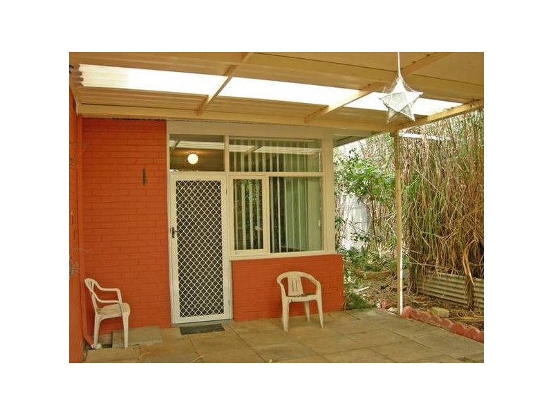 8 Maydwell Way, Calista WA 6167