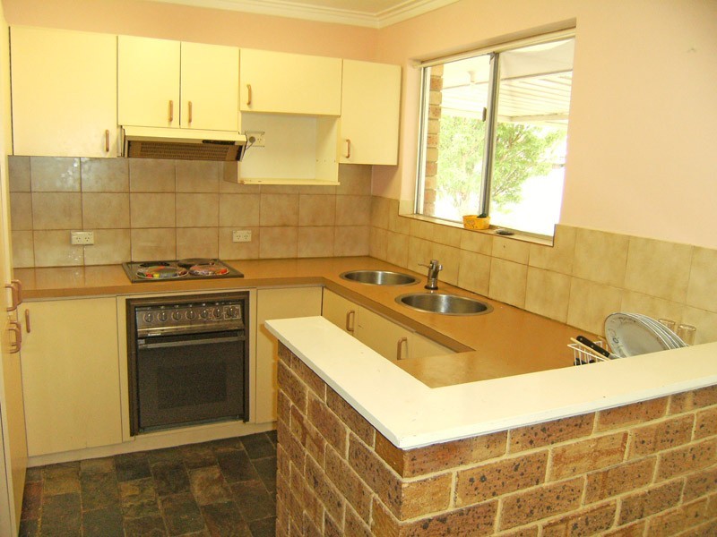 30 Cordelia Road, Armadale WA 6112