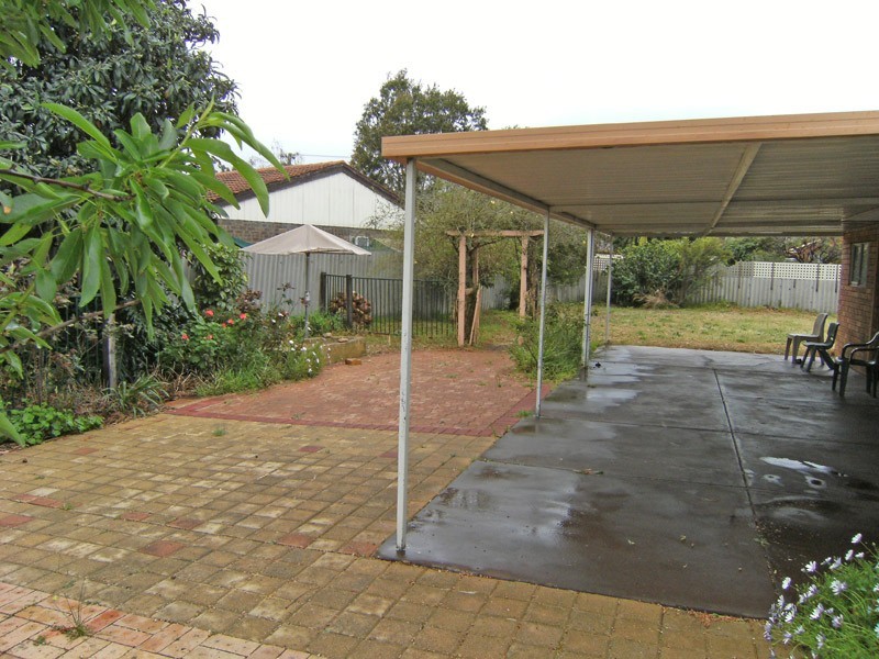 30 Cordelia Road, Armadale WA 6112