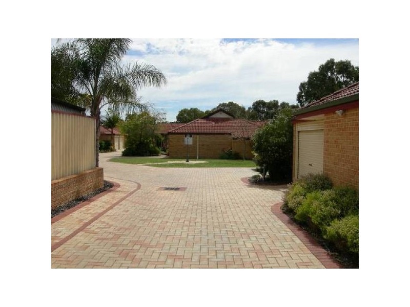 10/31 Third Avenue, Kelmscott WA 6111