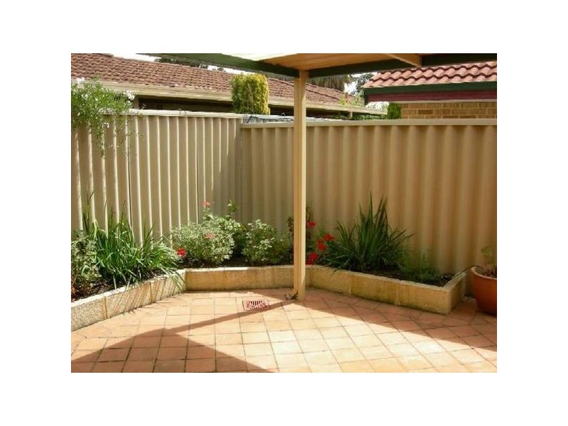 10/31 Third Avenue, Kelmscott WA 6111