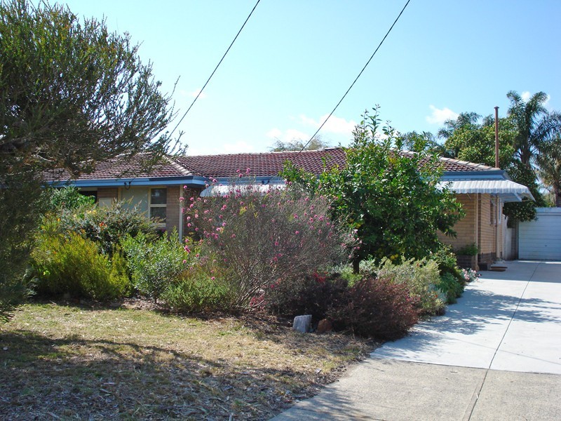 14B Nicholas Street, Gosnells WA 6110
