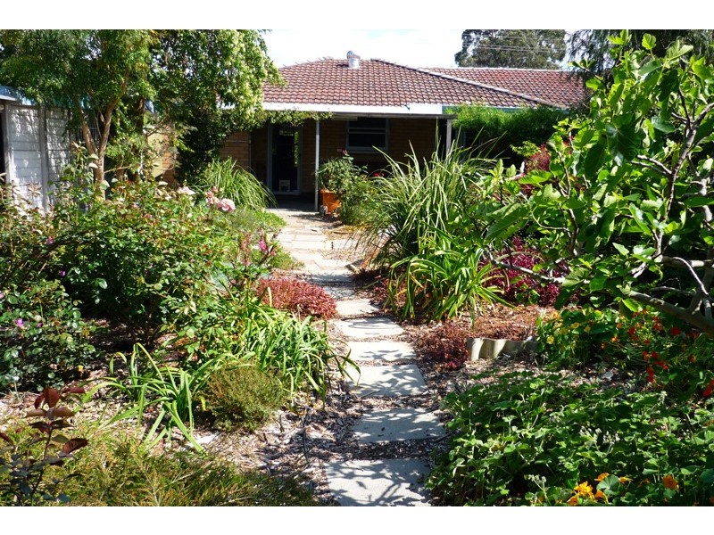 14B Nicholas Street, Gosnells WA 6110