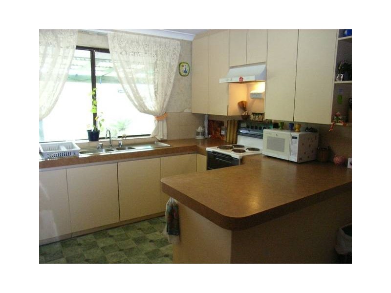 31 Cullen Court, Camillo WA 6111