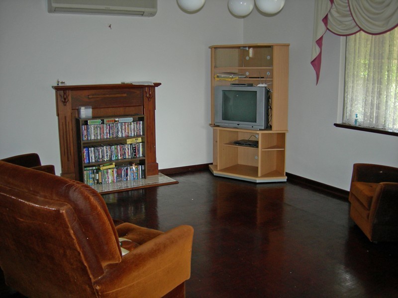 27 Kyabram Road, Armadale WA 6112