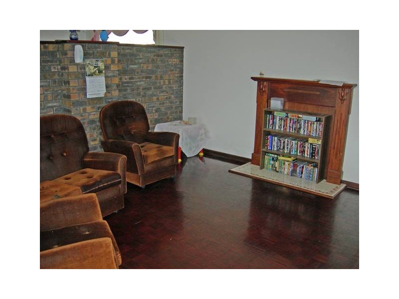 27 Kyabram Road, Armadale WA 6112