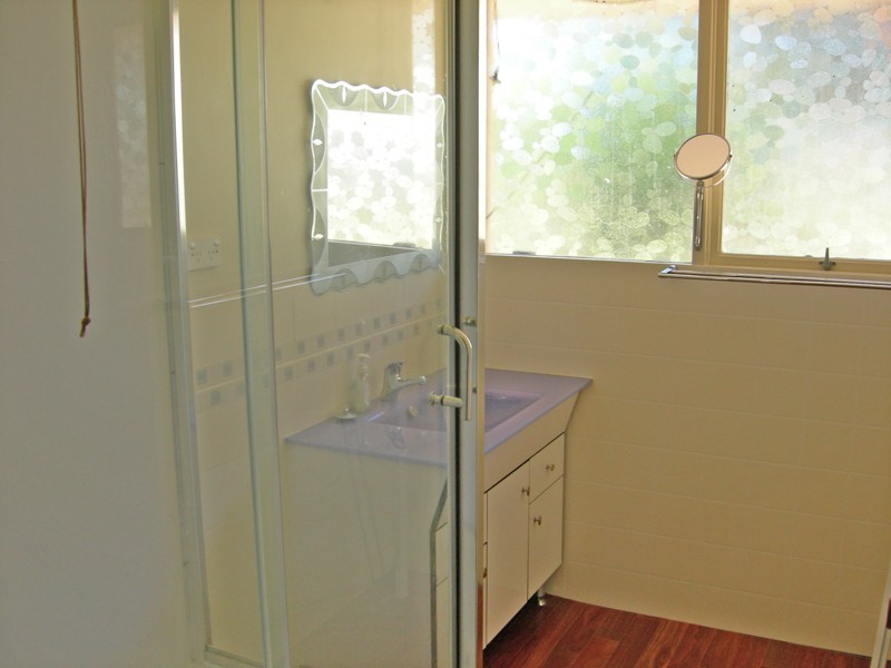 10 Brookside Avenue, Kelmscott WA 6111