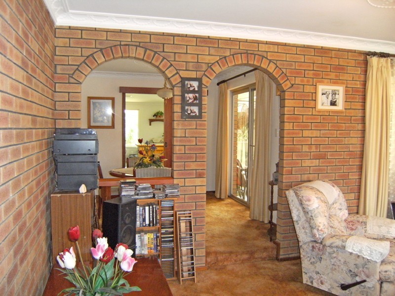 4 Wright Place, Kelmscott WA 6111