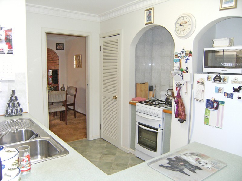 4 Wright Place, Kelmscott WA 6111