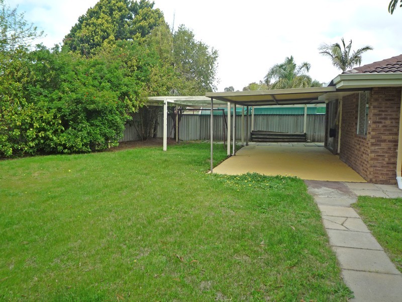 16 Felicia Place, Camillo WA 6111