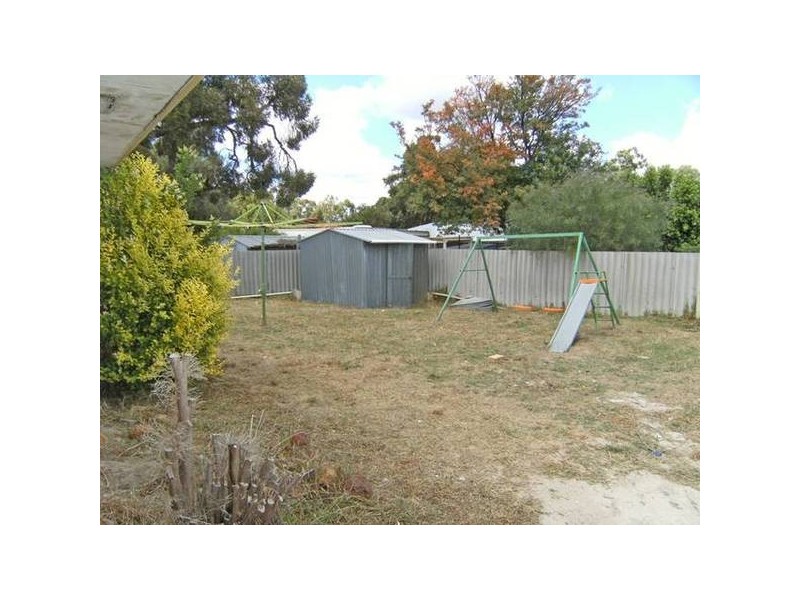 20 Kidbroke Place, Kelmscott WA 6111
