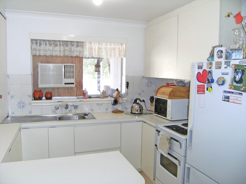 45A Tewson Road, Camillo WA 6111