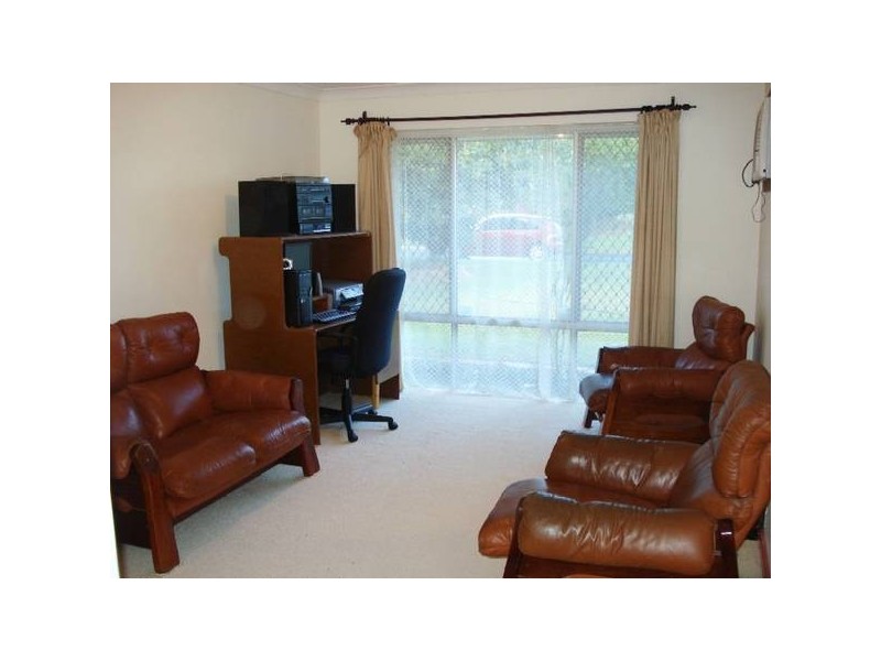 4 Harlow Crt, Camillo WA 6111