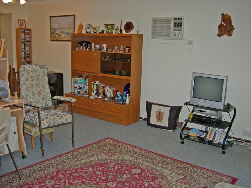 8 Galliers Avenue, Armadale WA 6112