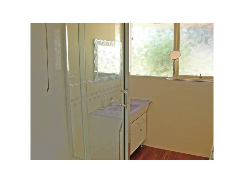 10 Brookside Avenue, Kelmscott WA 6111