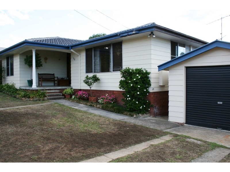 30 Abelard Street, Dungog NSW 2420