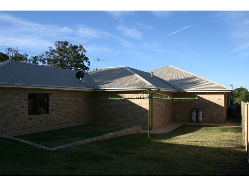 53 Lowe Street, Clarence Town NSW 2321