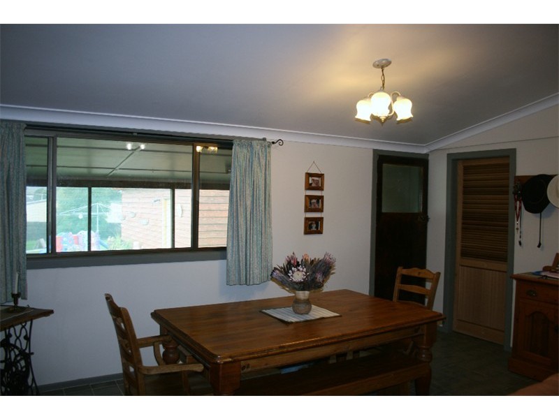 9 Simmonds Lane, Dungog NSW 2420