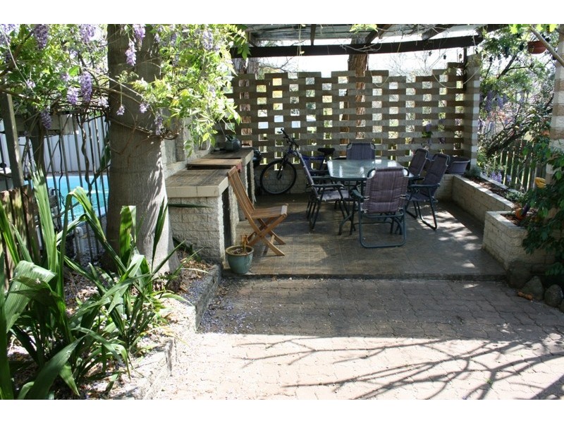 6 Myles Street, Dungog NSW 2420