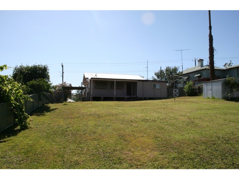 48 Lord Street, Dungog NSW 2420