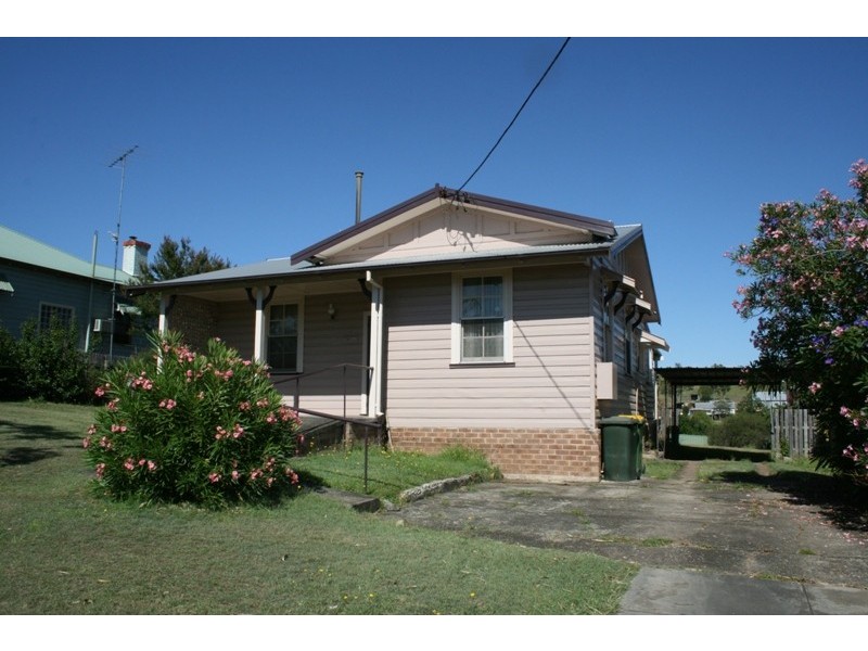 48 Lord Street, Dungog NSW 2420