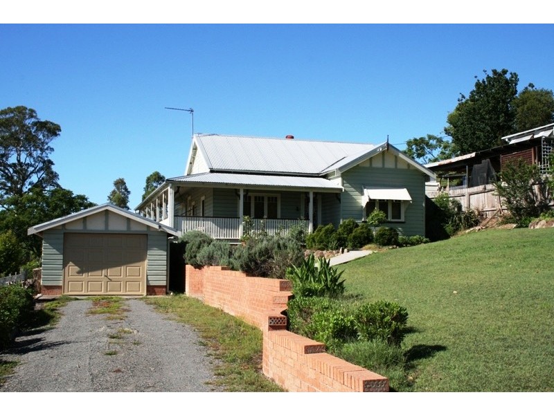 82 Chapman Street, Dungog NSW 2420