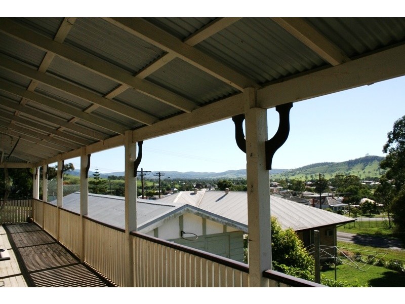 82 Chapman Street, Dungog NSW 2420