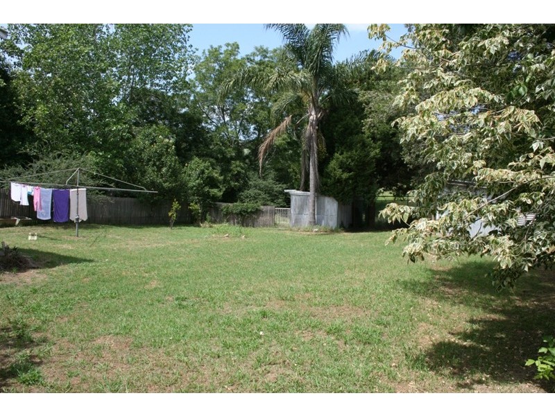 37 Windeyer Street, Dungog NSW 2420