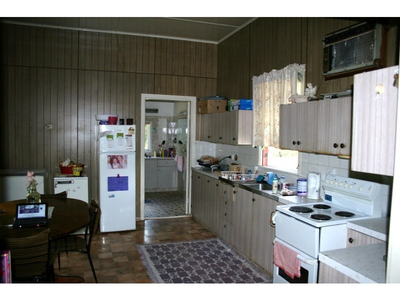 37 Windeyer Street, Dungog NSW 2420