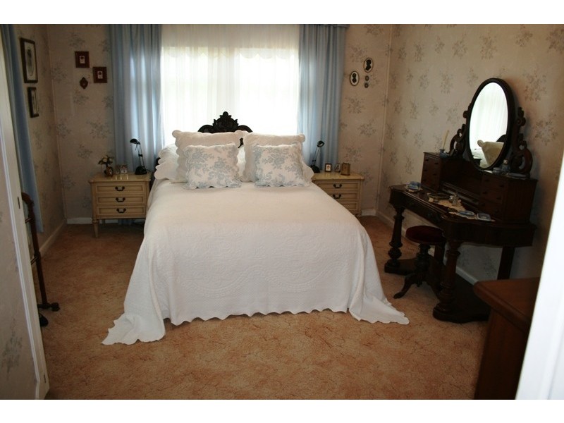 12 Carlton Avenue, Dungog NSW 2420