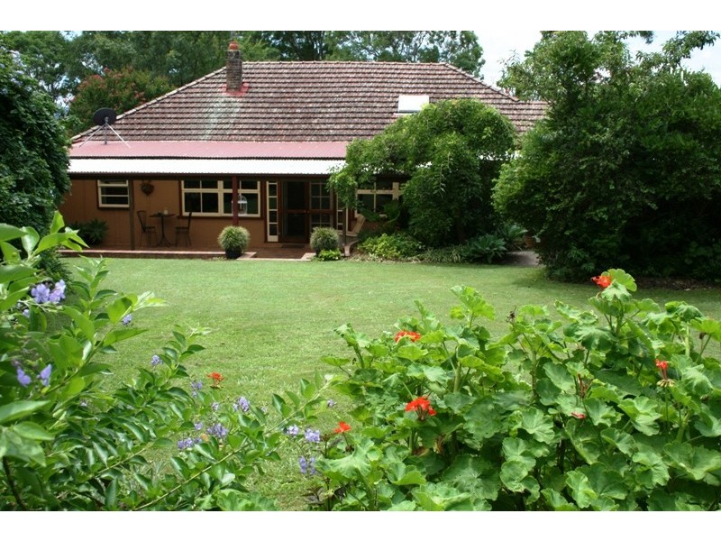 12 Carlton Avenue, Dungog NSW 2420