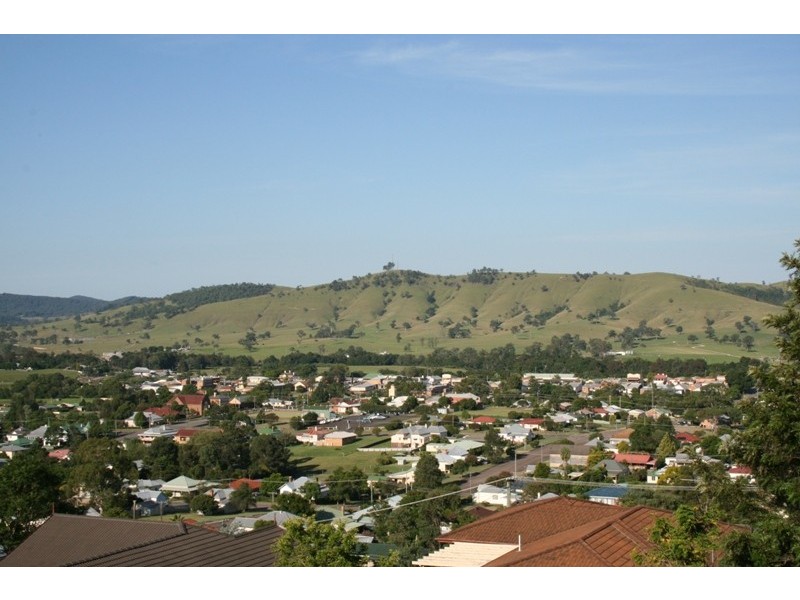 25 Hospital Road, Dungog NSW 2420
