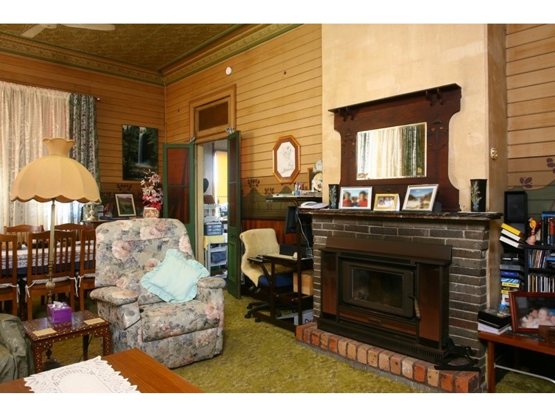 7 Mackay Street, Dungog NSW 2420