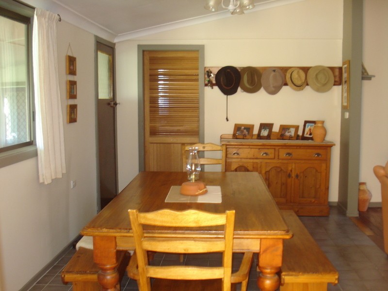 9 Simmonds Lane, Dungog NSW 2420