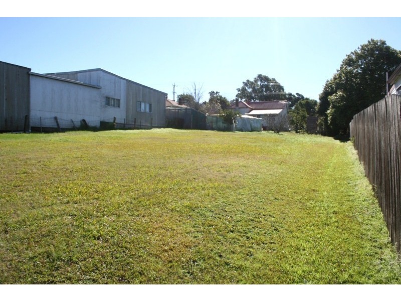 3 Gladstone Street, Dungog NSW 2420